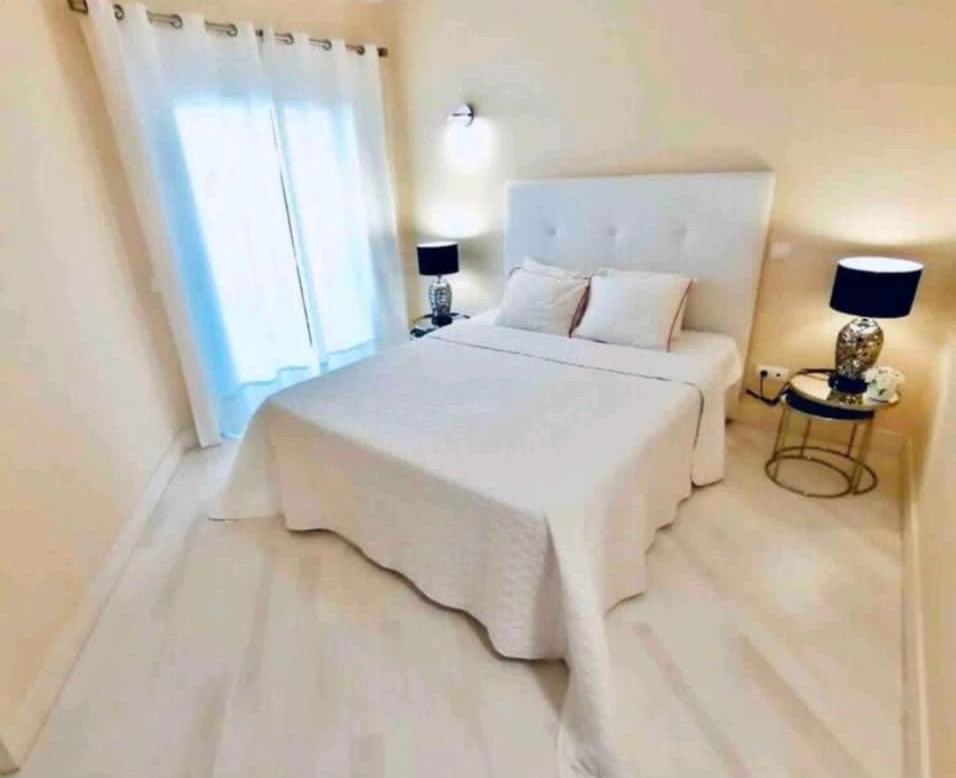 Beach & Sea Apt, Fast Wifi, Airco, Private Parking And Pool Portimão Exterior foto